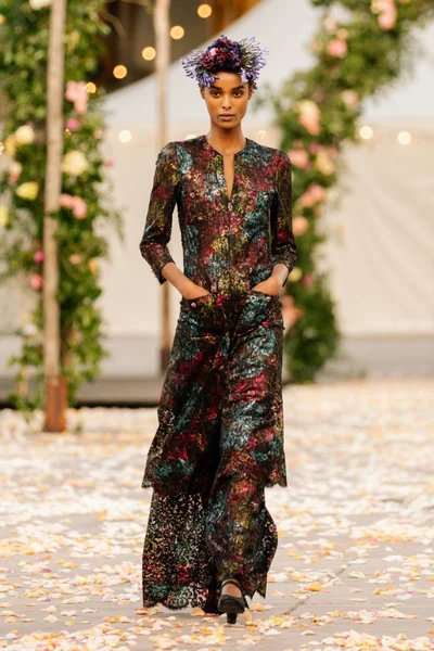 Look 23